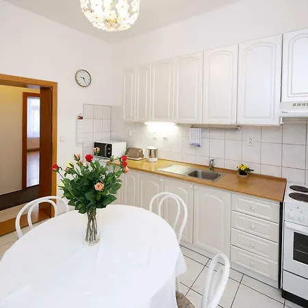 Moravska Apartment *